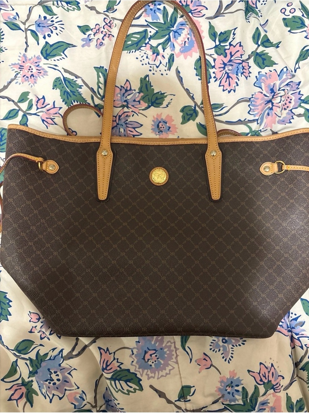 Classic Brown Tote Bag with Tan Trim